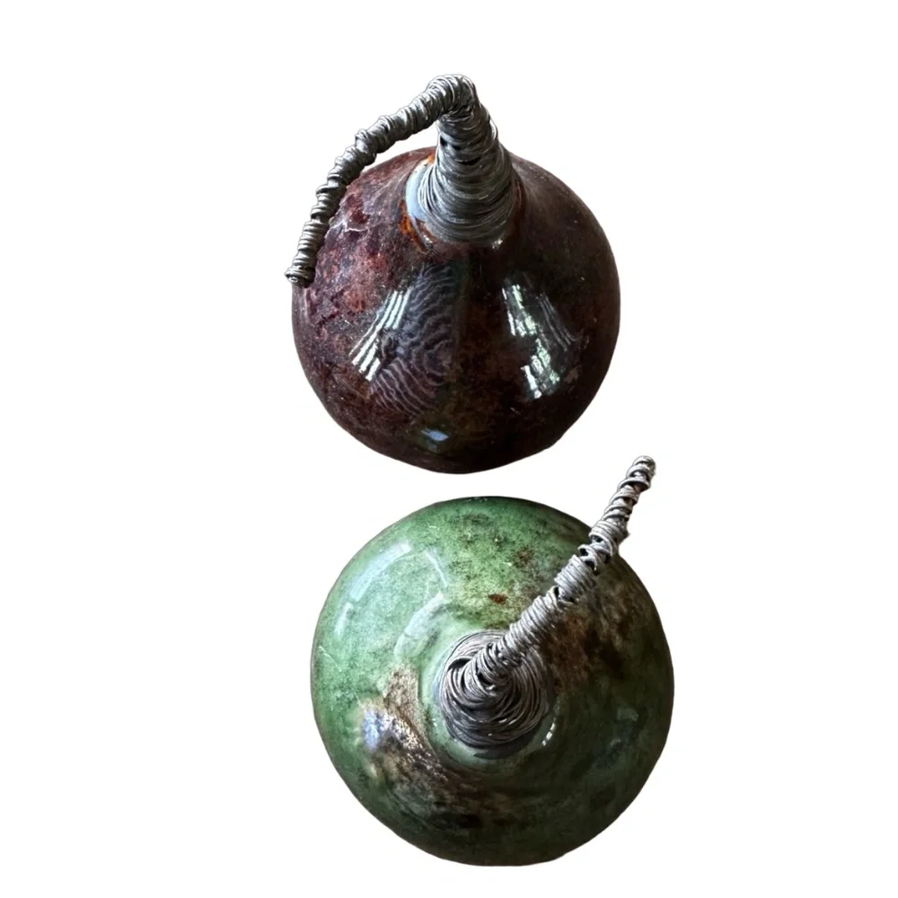 PIER 1 Pear Ceramic Gourd w/Brown Wire Stem (set of 2) Decor